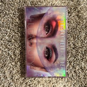 Huda Beauty Mercury Retrograde Eyeshadow Palette